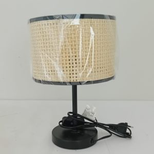 Lampe de table noire et ficelle tressée