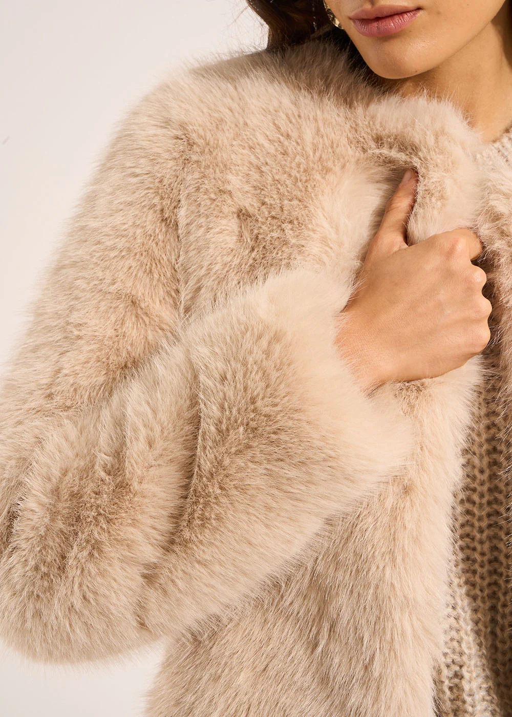 Veste en fausse fourrure à poil long