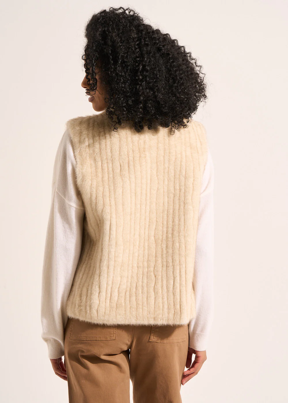 Gilet sans manches en fausse fourrure effet vison – Image 3