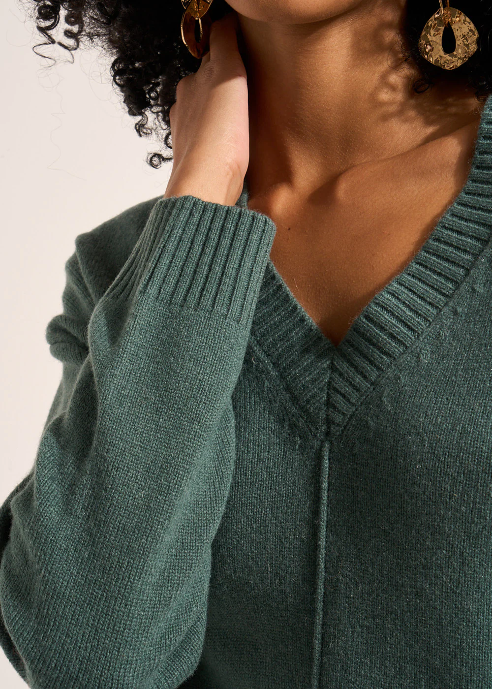 Pull col V en laine – Image 4