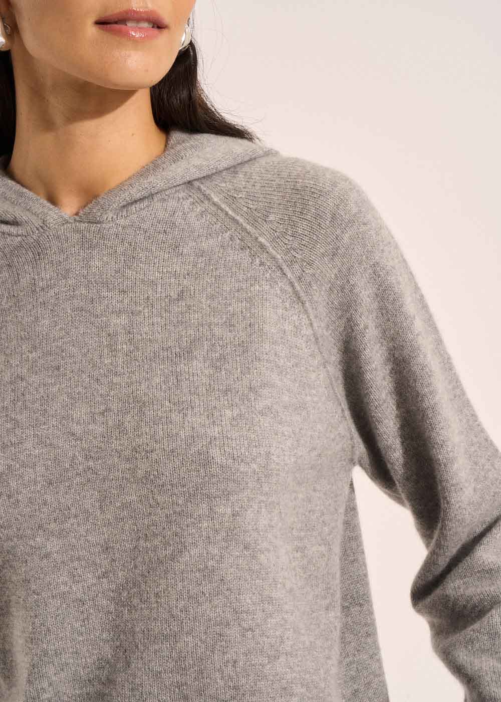 Hoodie à capuche en cachemire