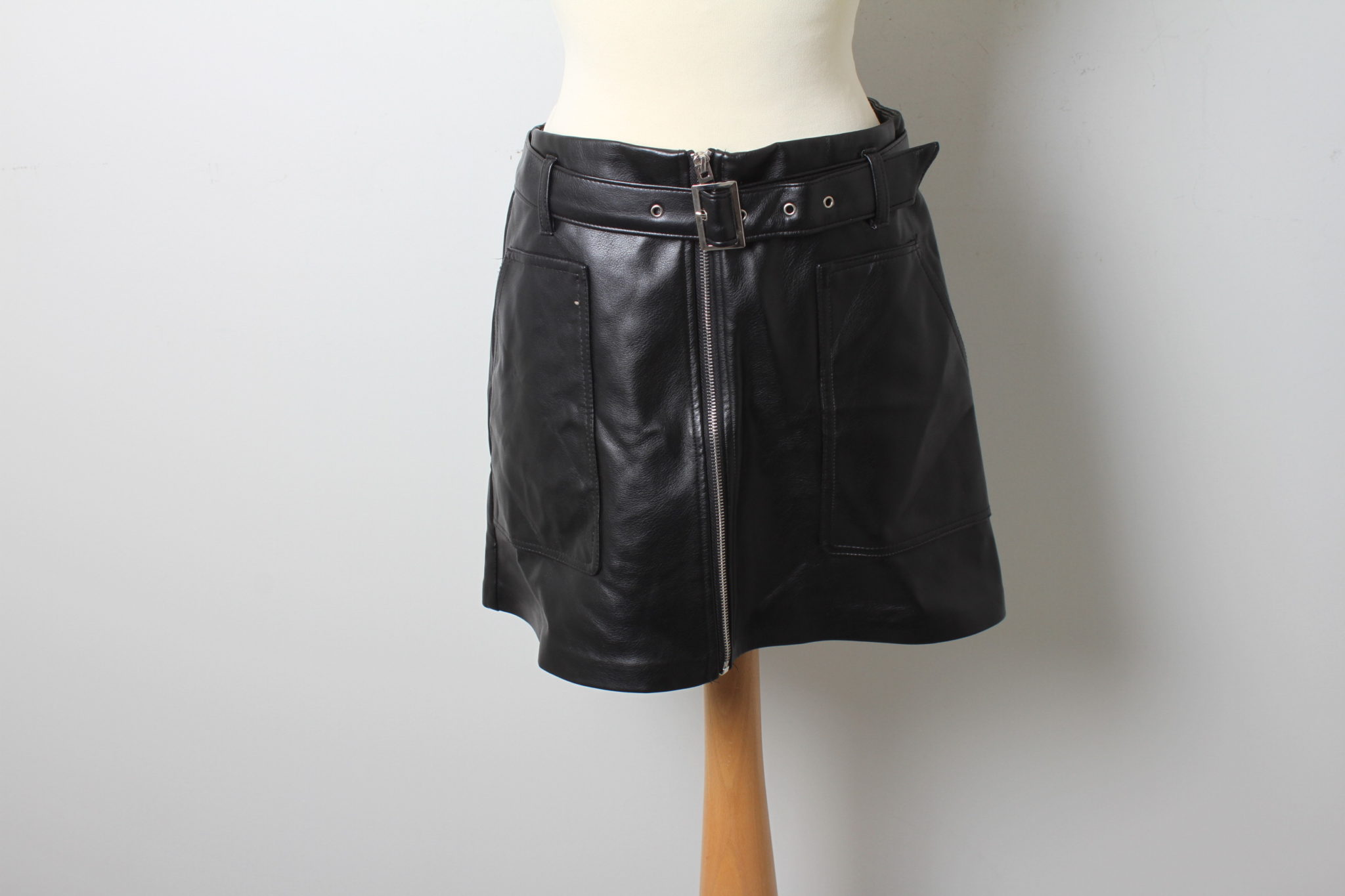 Jupe immitation cuir – Jennyfer – Taille M