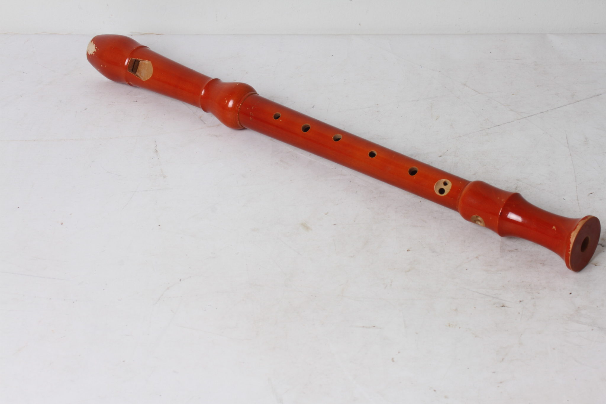 Flute en bois dans son étui