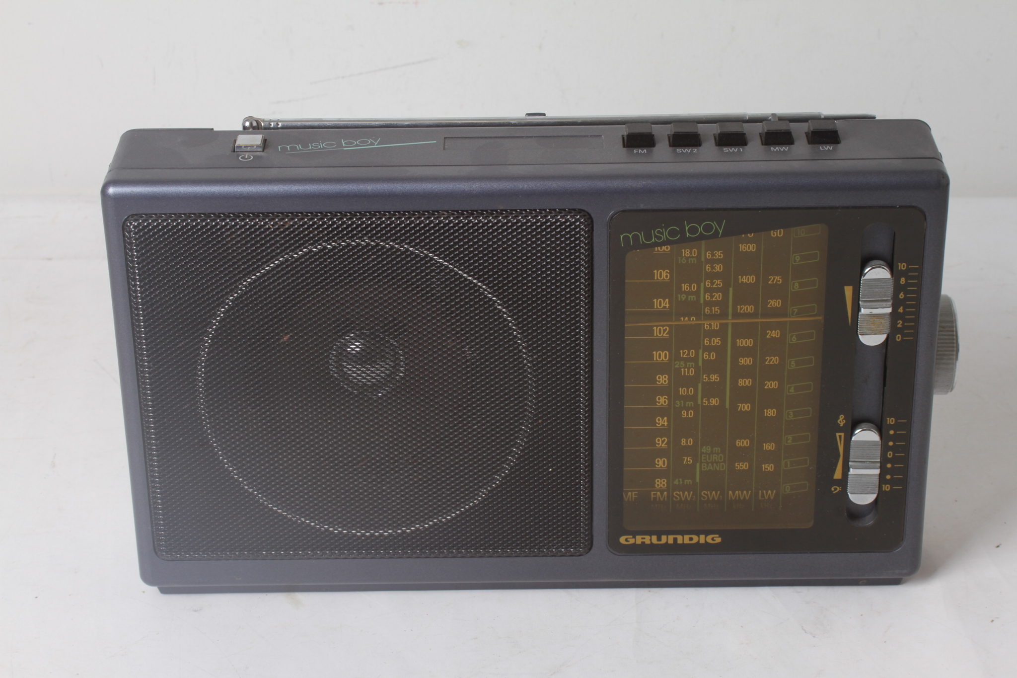 Radio Grundig – Music boy – Image 3
