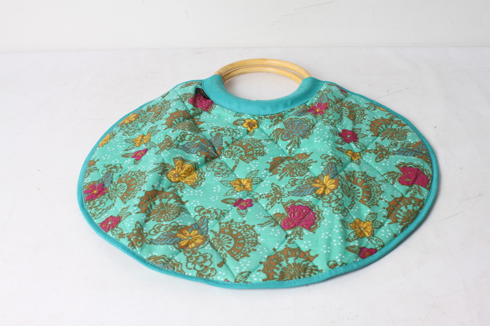 Grand sac en tissu au look vintage