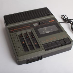 Magnétophone AGEF portable 6022