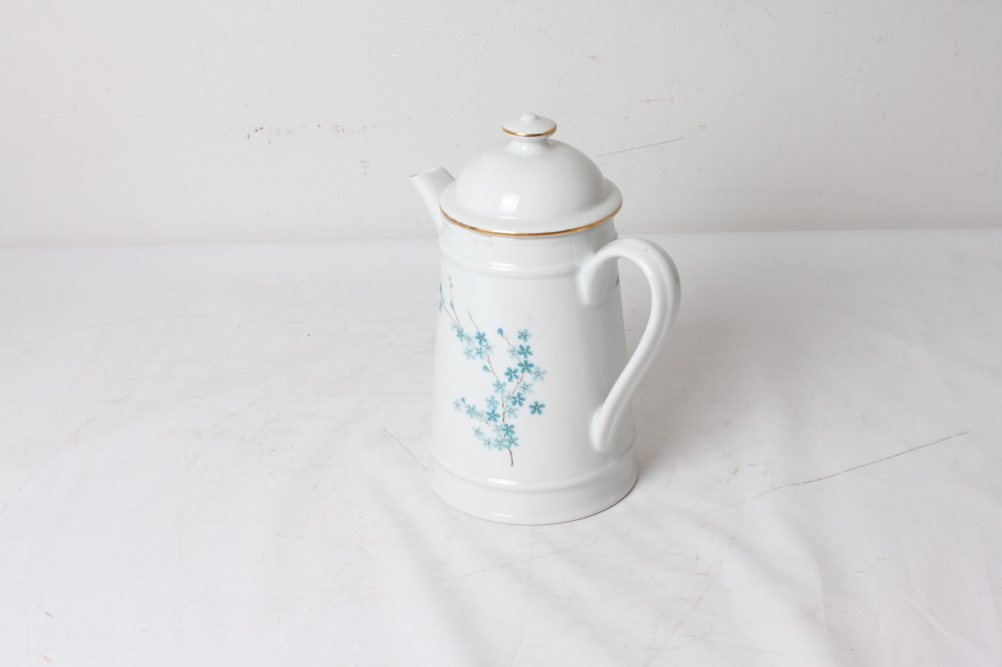 Verseuse en porcelaine