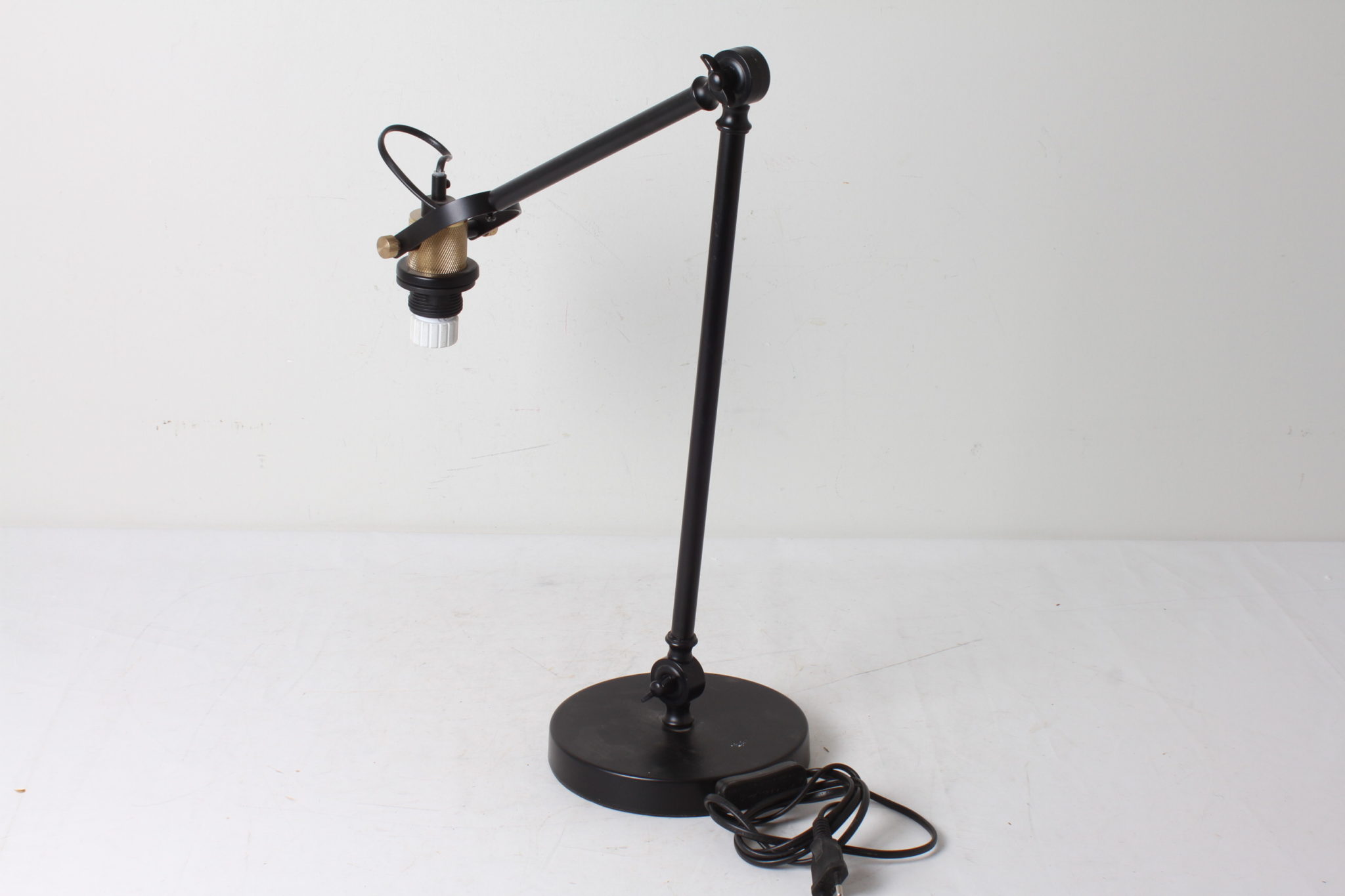 Lampe du bureau design industriel
