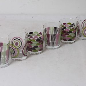 Verres Ikea motifs symétriques