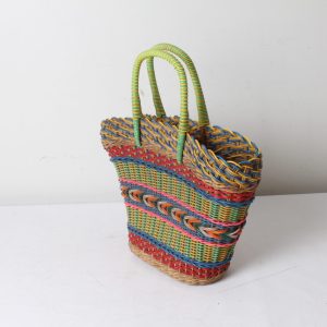 Panier vintage osier et scoubidou