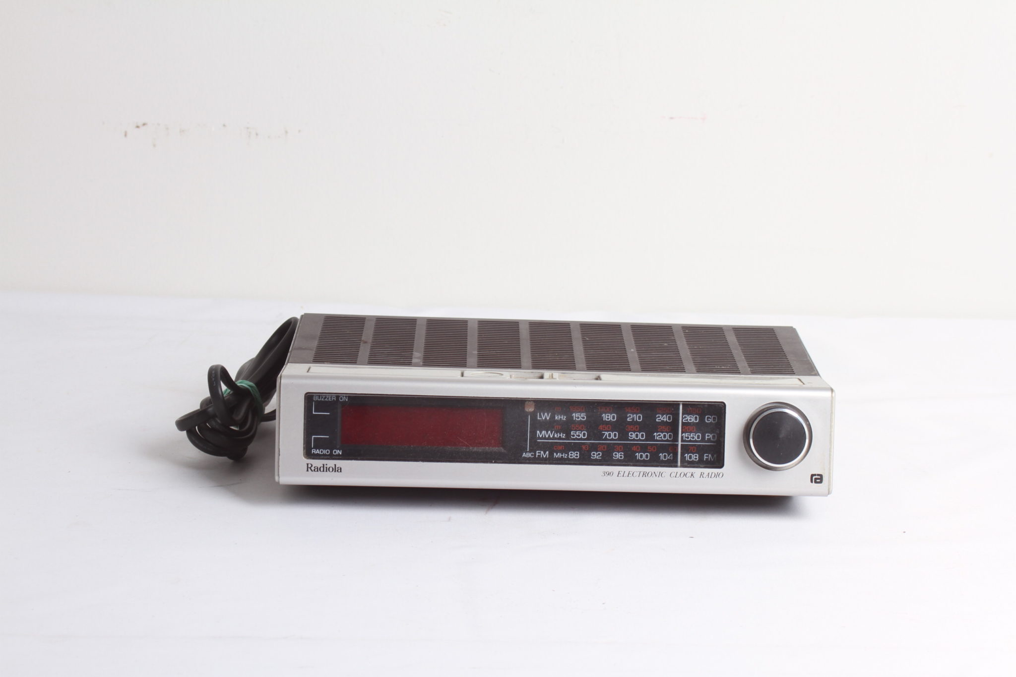 Radio réveil vintage – Radiola