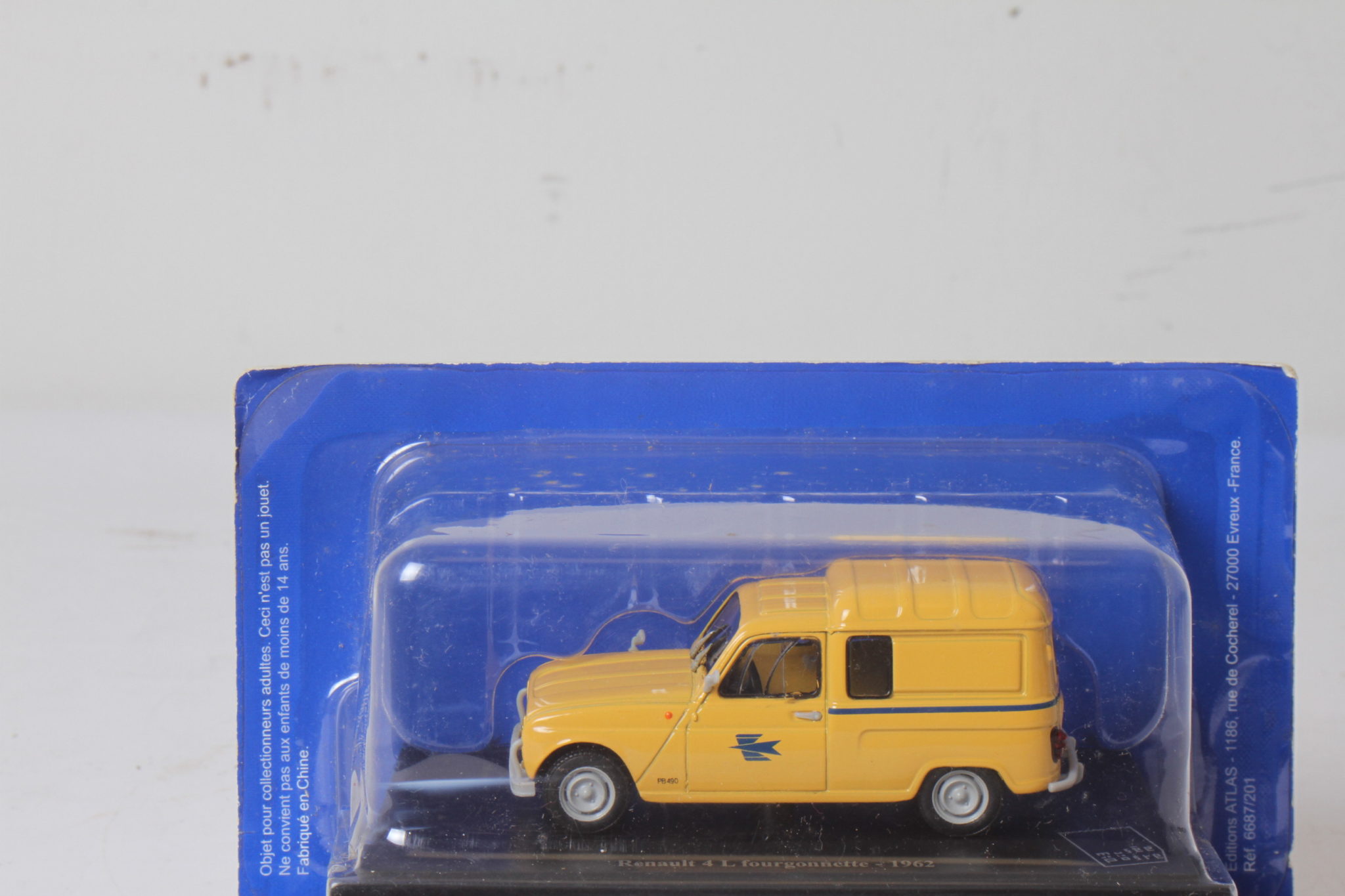 Renault 4 L fourgonnette – 1962 – LA POSTE –  Editions Atlas