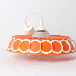 Suspension vintage orange